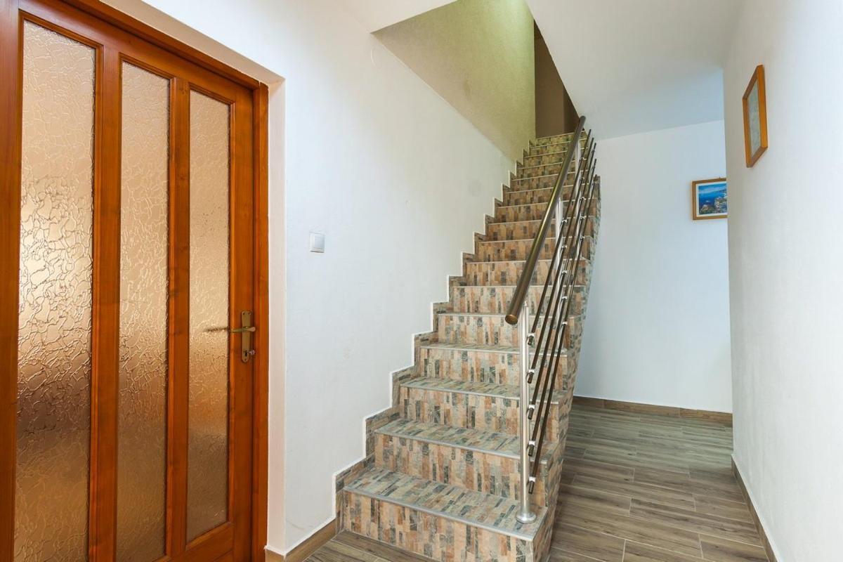 Eross Kulcsoshaz Villa Lăzarea Exterior foto