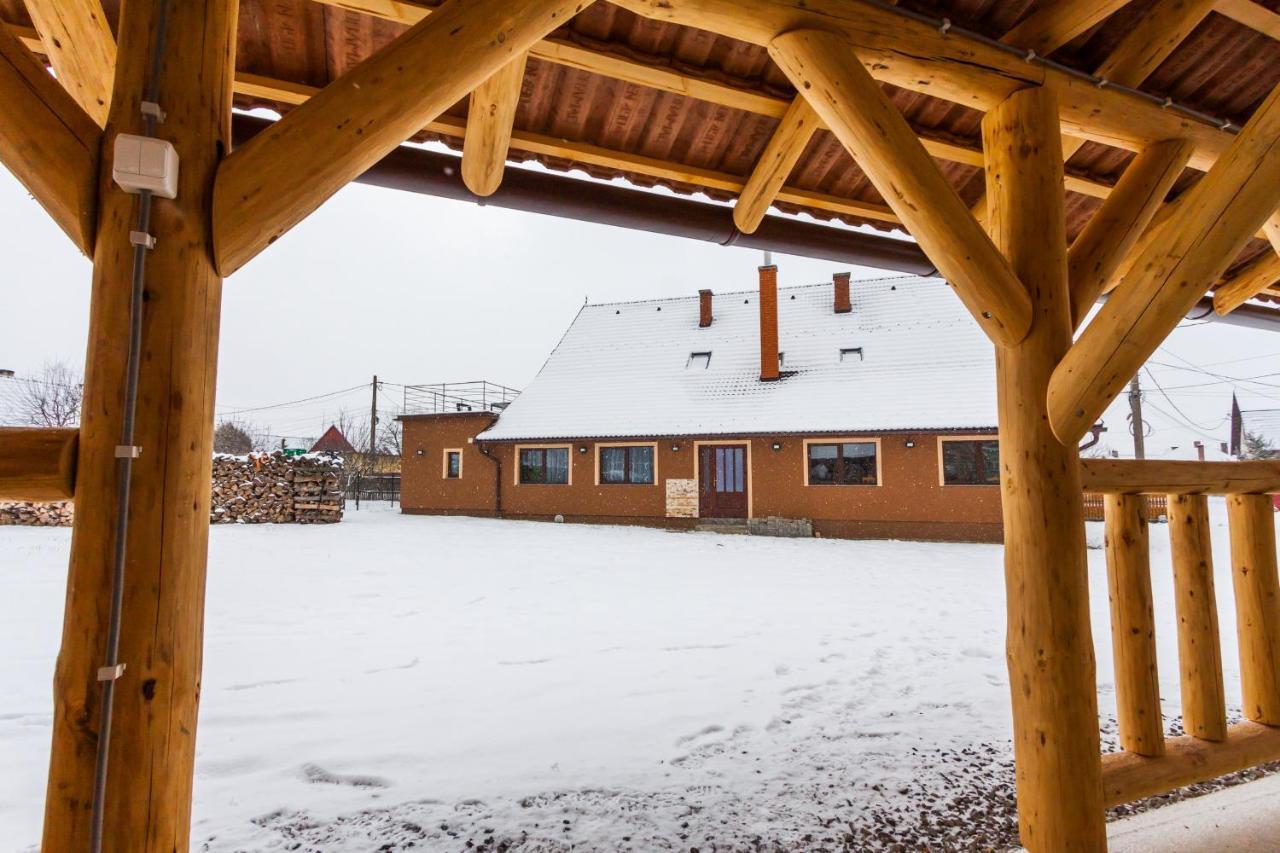 Eross Kulcsoshaz Villa Lăzarea Exterior foto