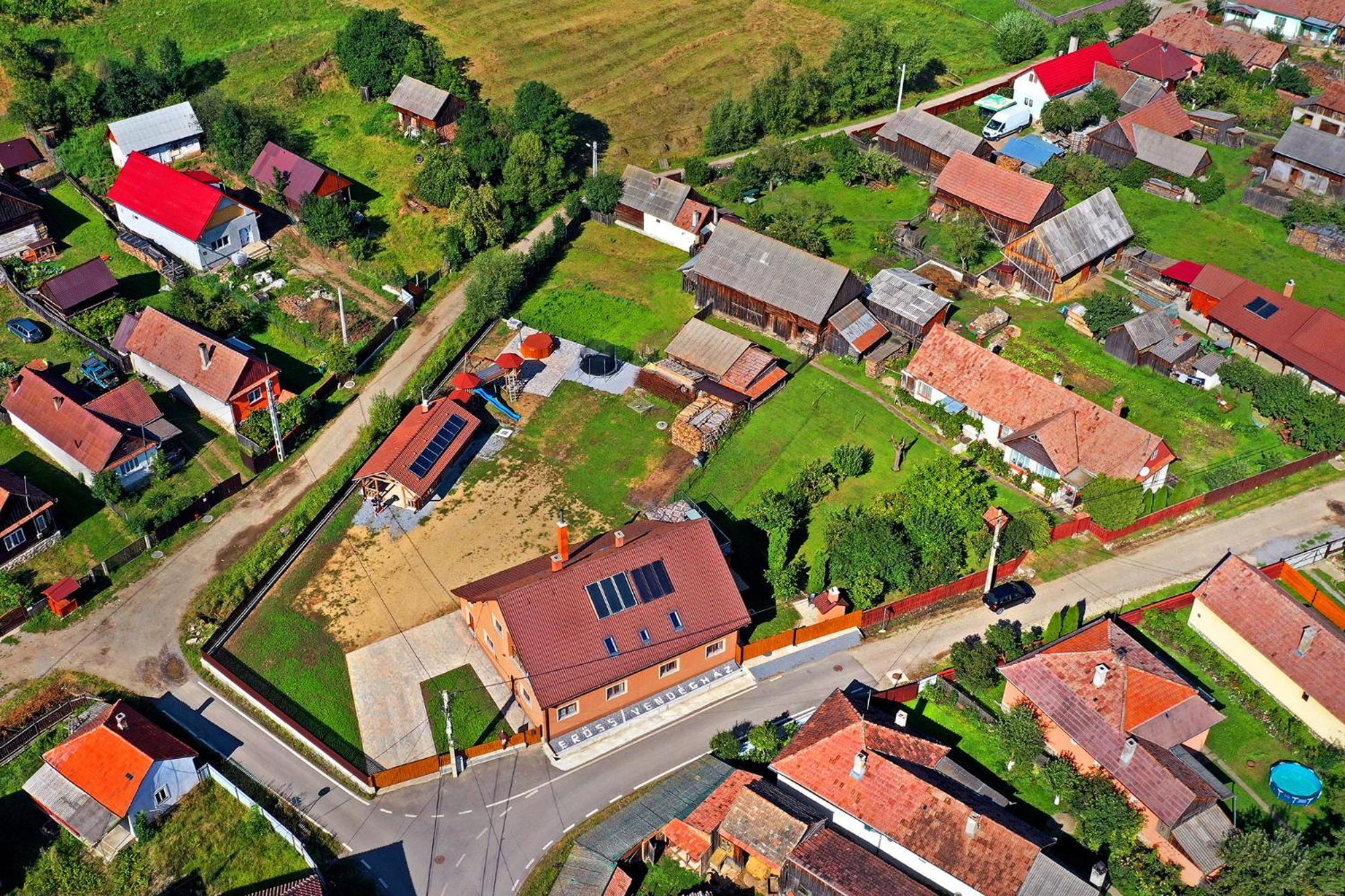 Eross Kulcsoshaz Villa Lăzarea Exterior foto